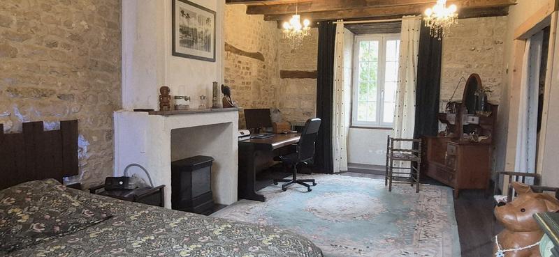 Maison ancienne - 177 m² - 6 pièces