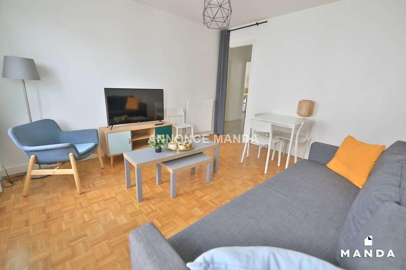 Studio - 47 m² - 2 pièces
