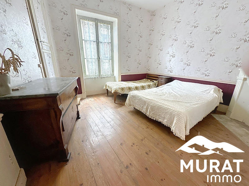 Maison - 168 m² - 7 pièces