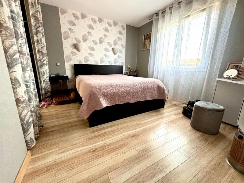 Maison - 175 m² - 5 pièces