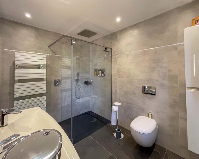 Maison - 142 m² - 6 pièces