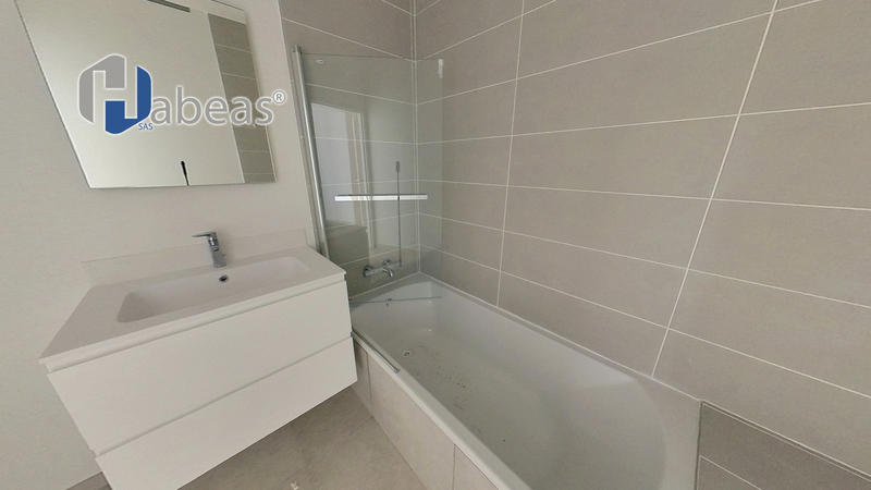 Appartement - 88 m² - 4 pièces