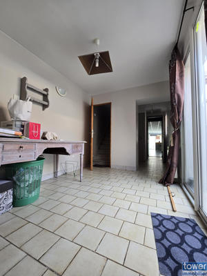 Maison - 140 m² - 5 pièces