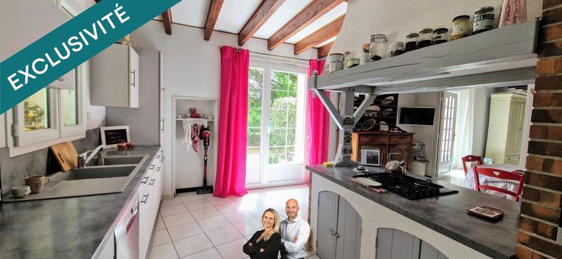 Maison - 210 m² - 6 pièces