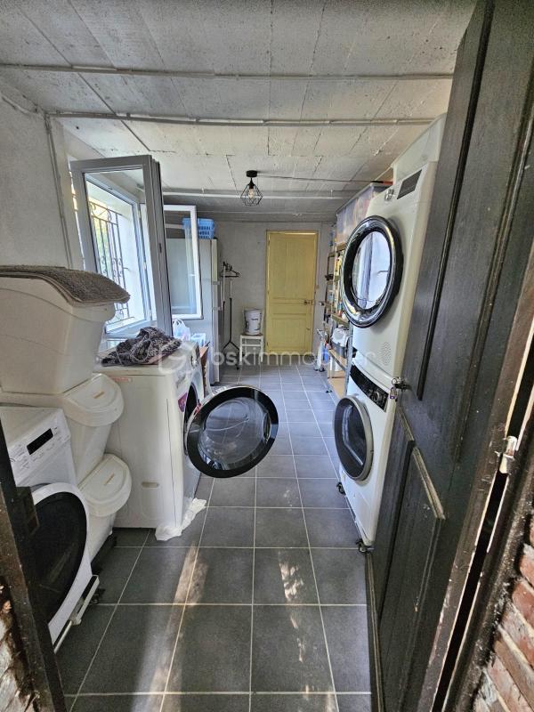 Maison - 265 m² - 8 pièces