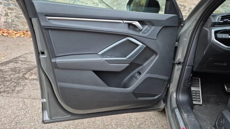 Audi Q3 1.4 Tfsi 150 e 245 Dsg6 s line