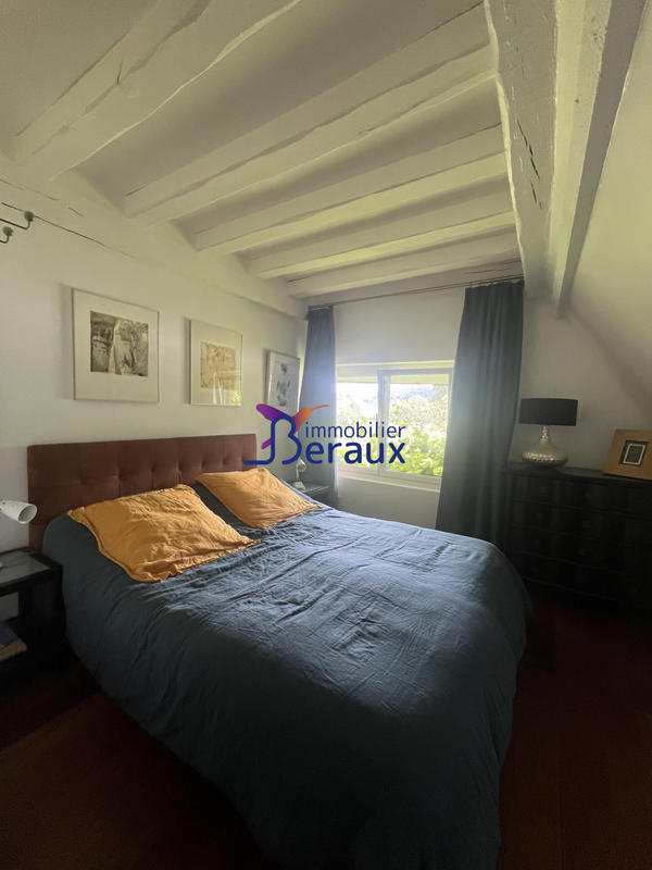 Maison - 327 m² - 10 pièces