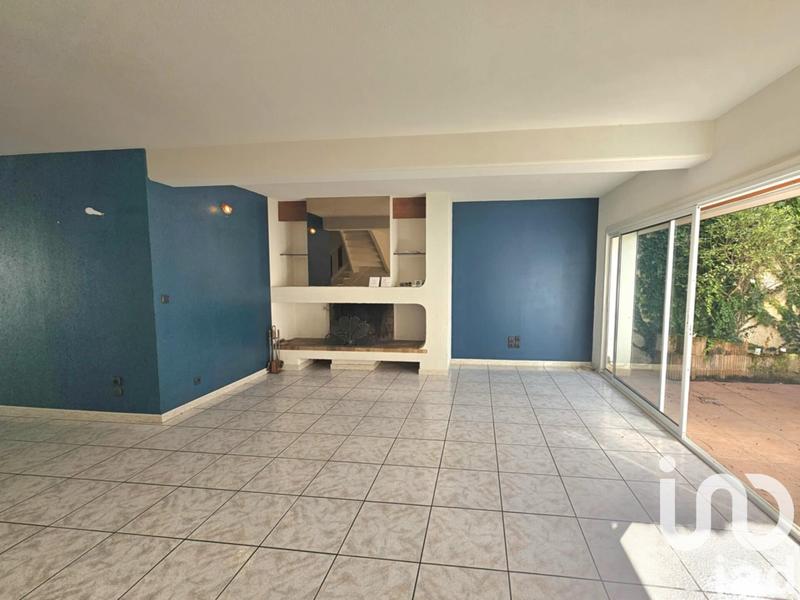 Maison - 198 m² - 8 pièces