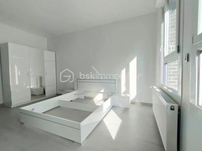 Maison - 91 m² - 4 pièces