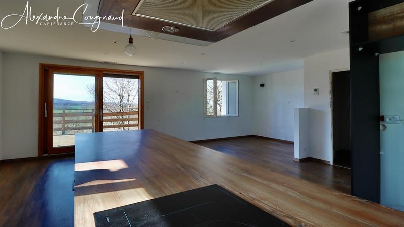 Maison - 153 m² - 5 pièces