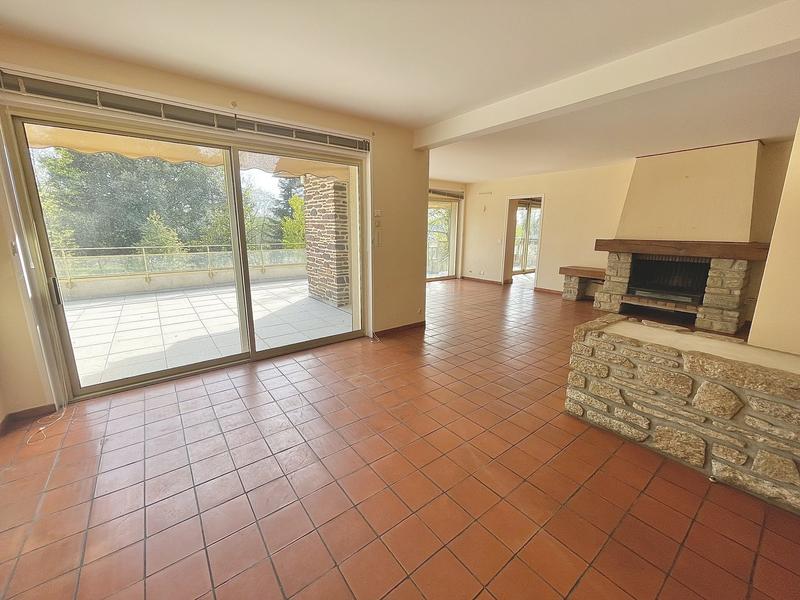 Maison ancienne - 228 m² - 7 pièces