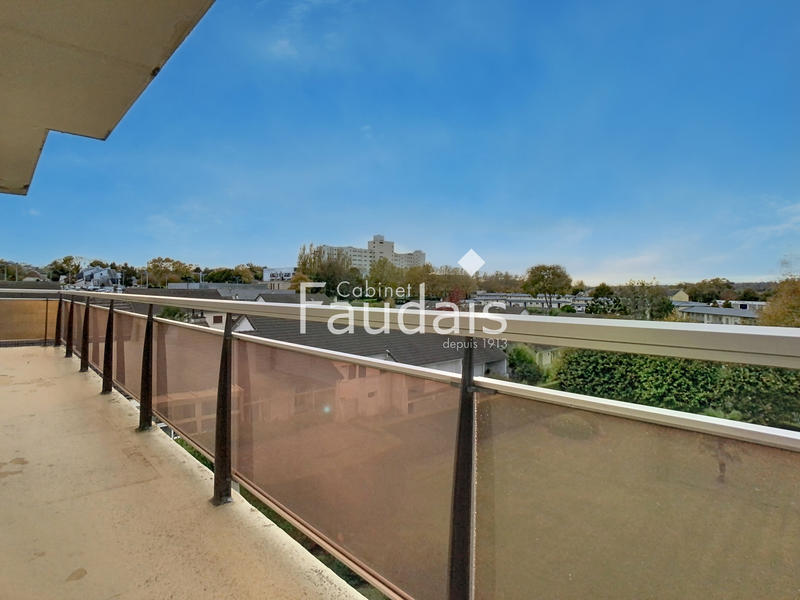 Appartement - 87 m² - 4 pièces