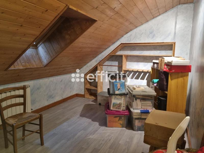 Maison - 144 m² - 7 pièces