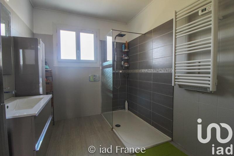 Maison - 195 m² - 7 pièces