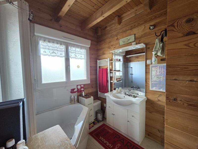 Maison de bois - 133 m² - 5 pièces