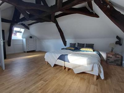 Maison de ville - 100 m² - 5 pièces