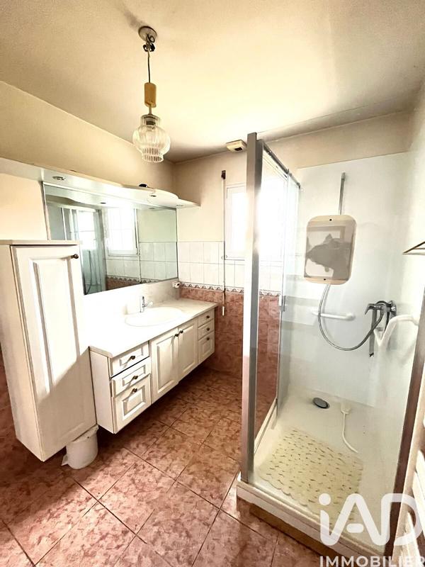 Maison - 122 m² - 6 pièces