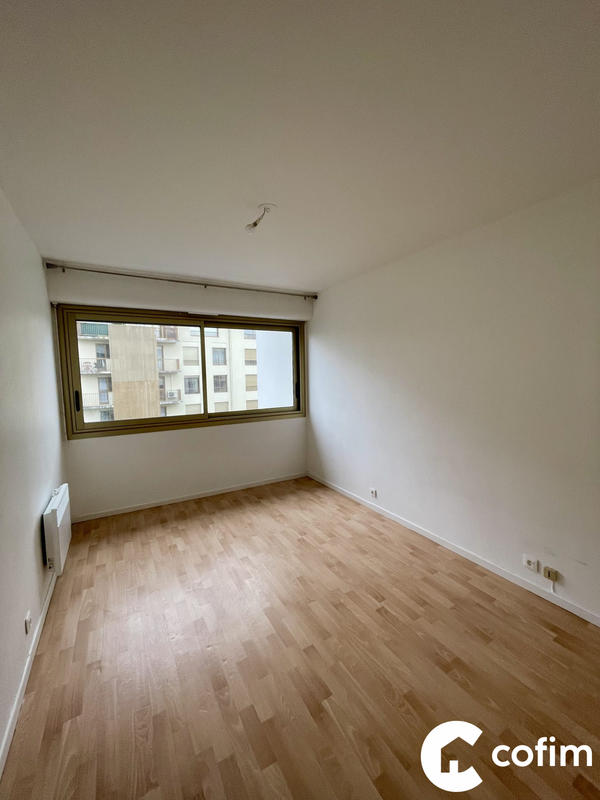 Appartement - 60 m² - 2 pièces