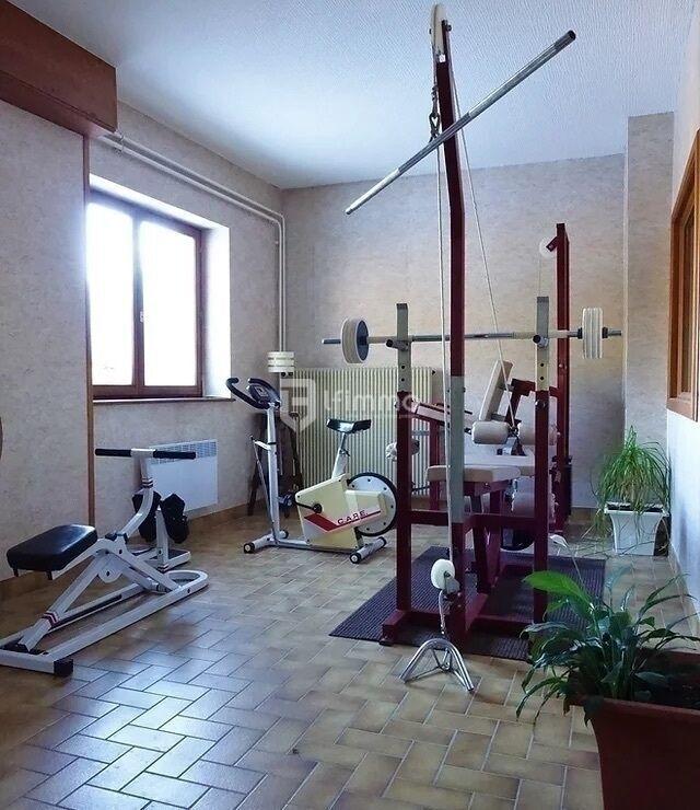 Immeuble - 5 000 m² - 21 pièces