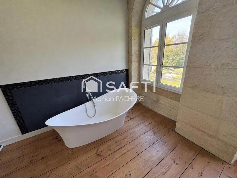 Maison de maîtres - 254 m² - 7 pièces