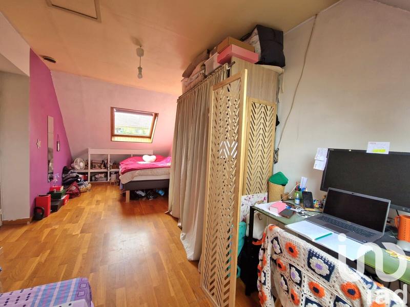 Maison - 93 m² - 5 pièces