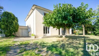 Maison - 260 m² - 9 pièces