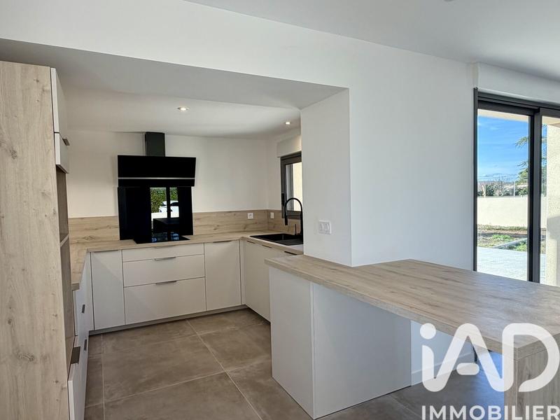 Maison - 198 m² - 5 pièces