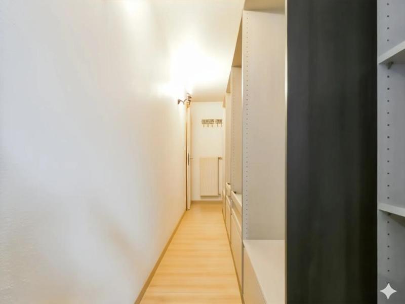 Maison - 250 m² - 8 pièces