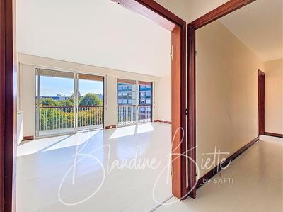 Appartement - 66 m² - 2 pièces