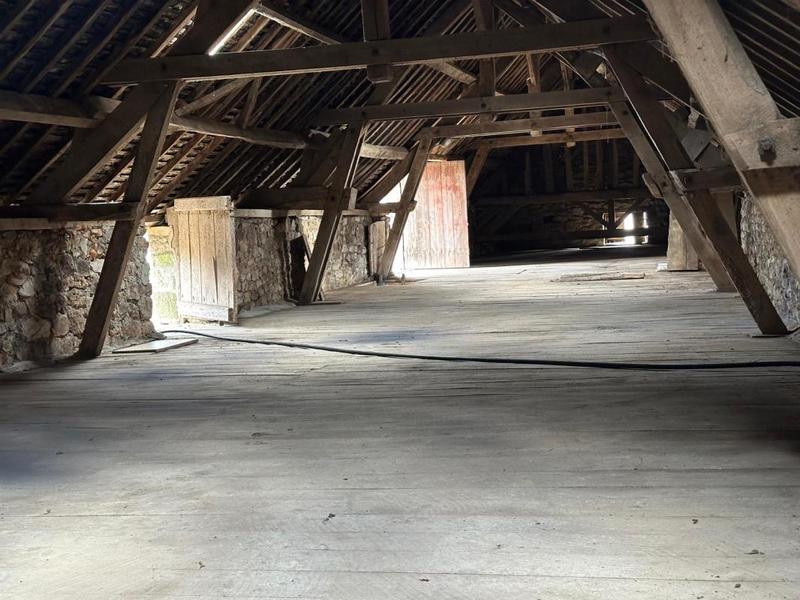 Corps de ferme - 185 m² - 8 pièces