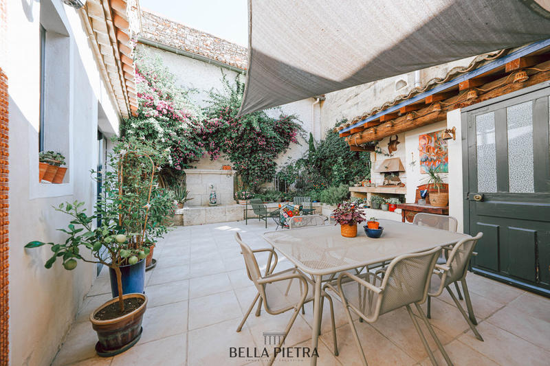 Maison de village - 240 m² - 6 pièces