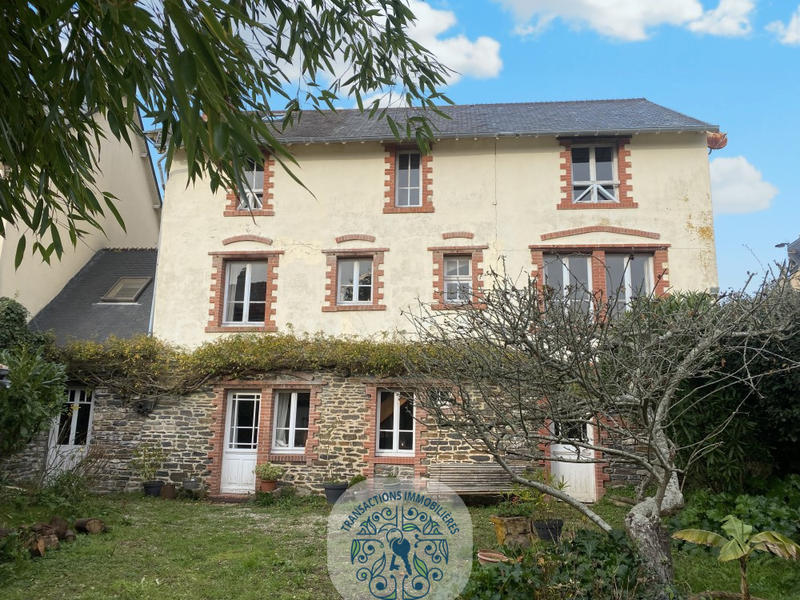 Maison - 139 m² - 7 pièces