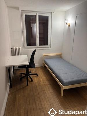 Chambre - 9 m² - 1 pièce