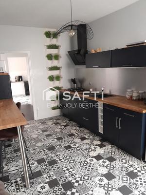 Maison de village - 115 m² - 7 pièces