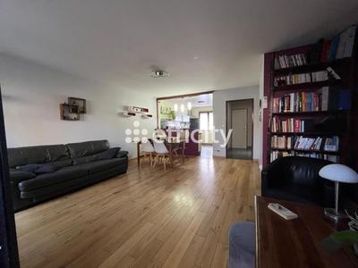 Pavillon - 90 m² - 4 pièces