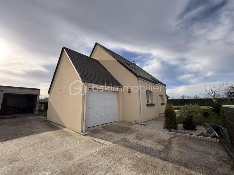 Maison - 90 m² - 4 pièces