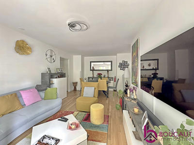 Appartement - 87 m² - 4 pièces