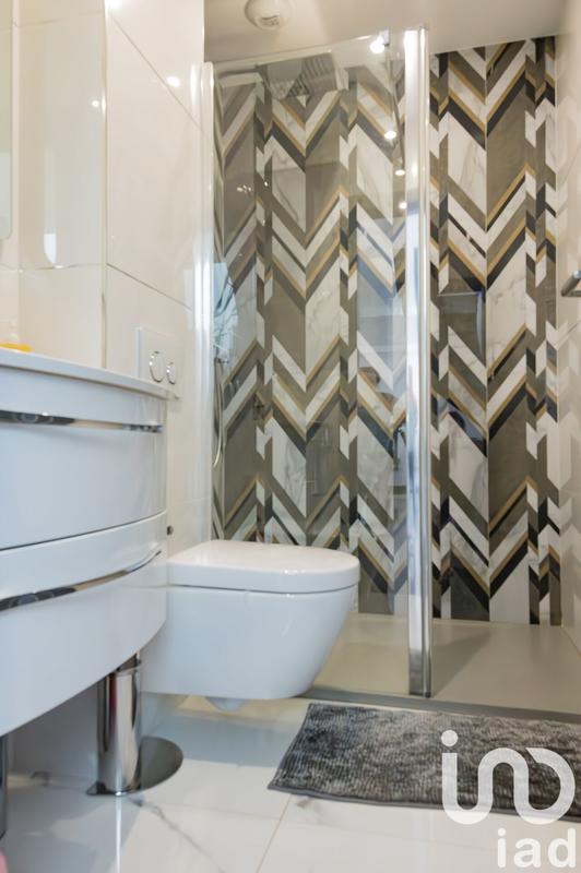 Maison - 205 m² - 7 pièces