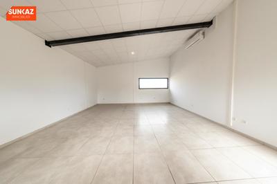 Local commercial - 152 m²