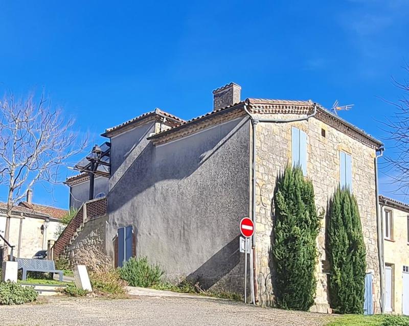 Mas - 92 m² - 4 pièces