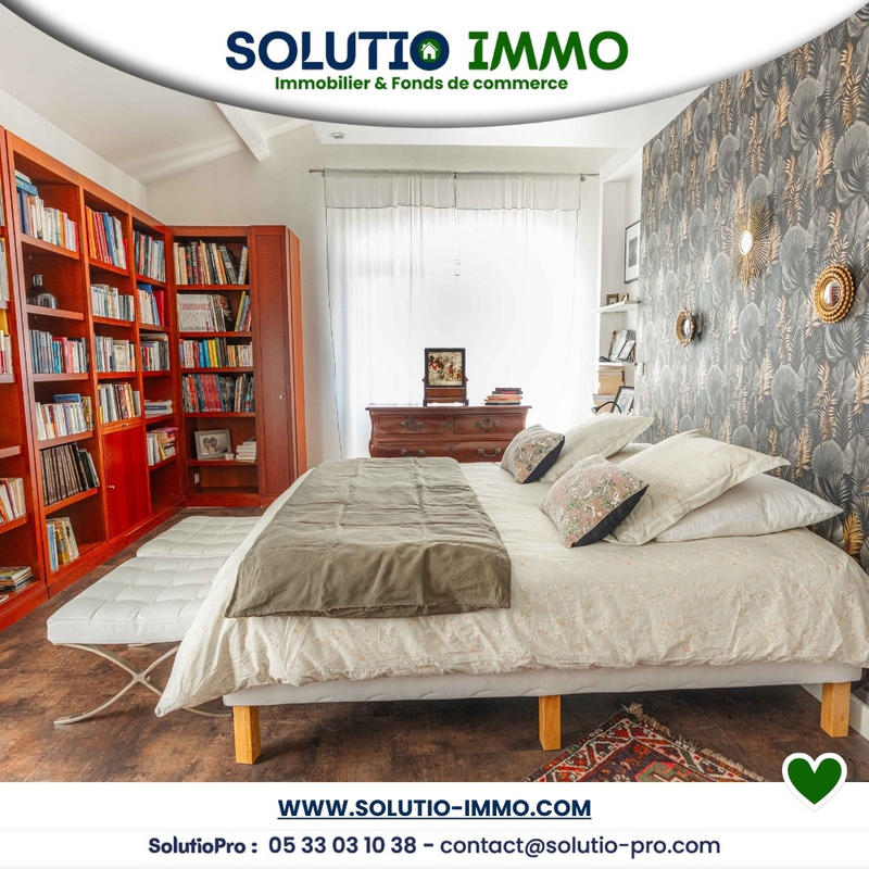 Maison - 243 m² - 6 pièces