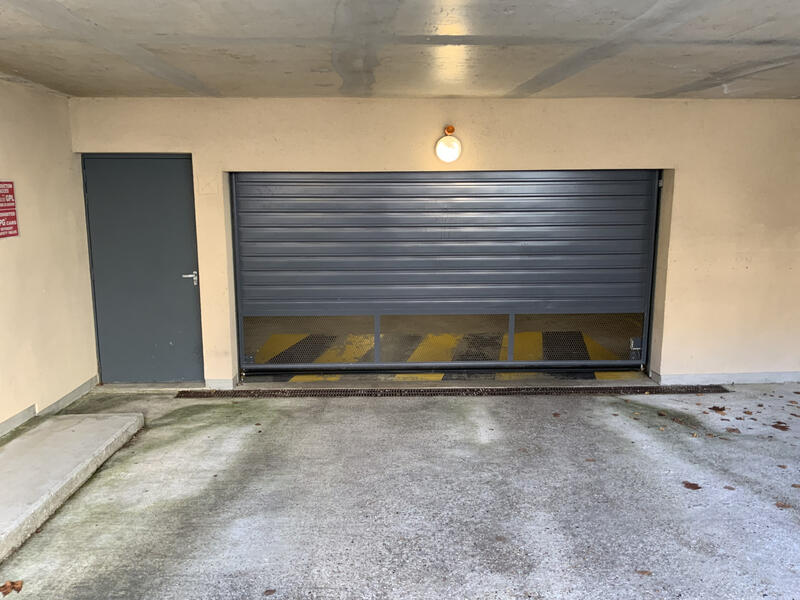 Parking / Garage - 16 m²