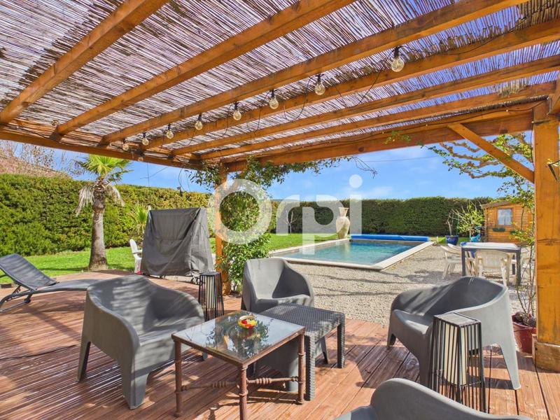 Maison - 140 m² - 6 pièces