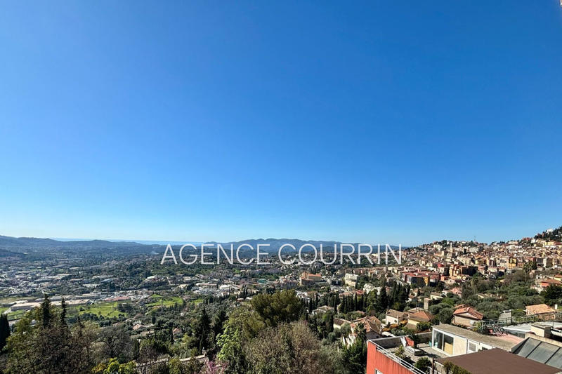 Appartement - 135 m² - 6 pièces