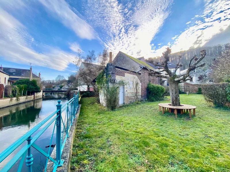 Maison - 237 m² - 10 pièces