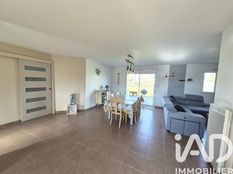 Maison - 117 m² - 6 pièces