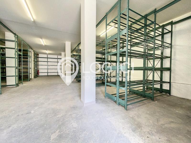 Entrepôt - 286 m²