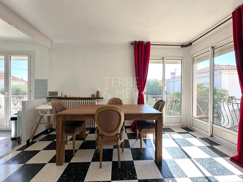 Appartement - 84 m² - 4 pièces