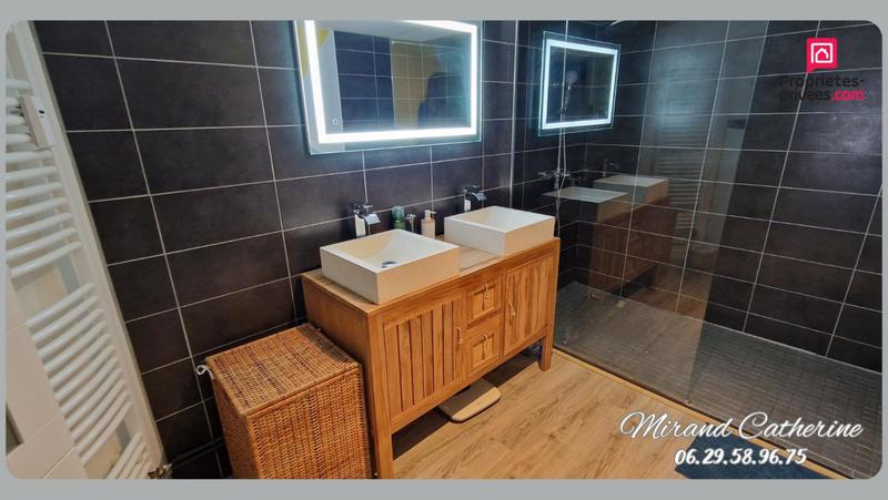 Appartement - 149 m² - 5 pièces