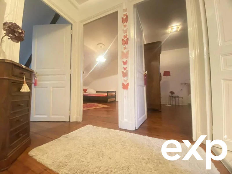 Maison - 146 m² - 7 pièces